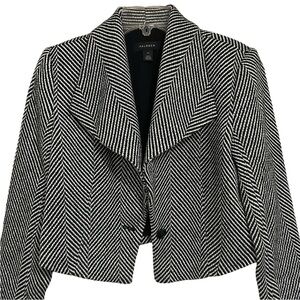 Halogen Black and White Cropped Blazer with Chevron Pattern